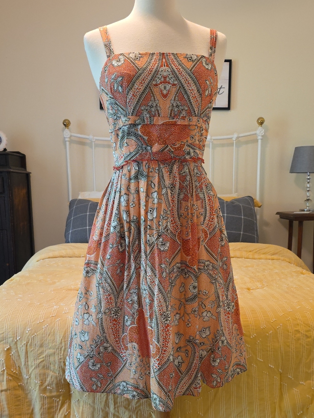 Ann Taylor Petite Batik Floral Fitted Waist Sundress Fit & Flare Sun Beach Dress